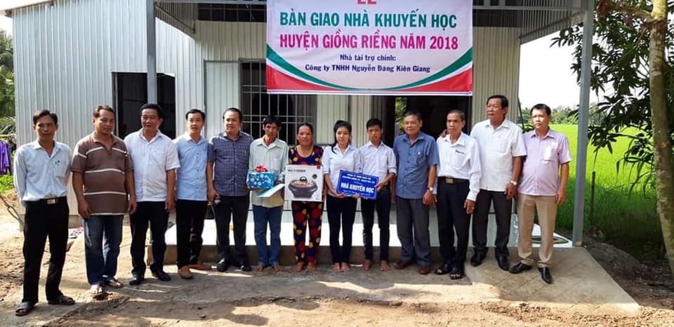 Cty TNHH Nguyễn Đăng Bàn Giao Nhà Khuyến học Huyện Giồng Riềng năm 2018